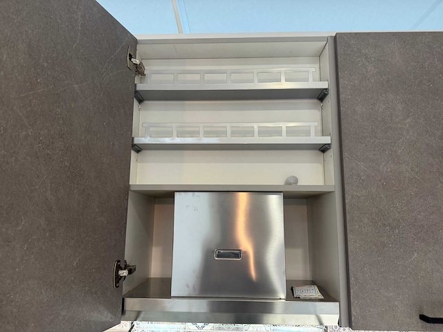 Nobilia - showroomkeuken met bauknecht/elica apparatuur - afbeelding 42 van  43