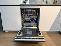 Nobilia - showroomkeuken met beko apparatuur - afbeelding 2 van  38