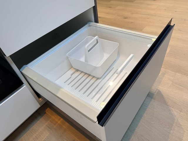 Nobilia - showroomkeuken met beko apparatuur - afbeelding 19 van  38