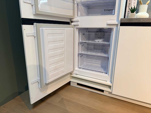 Nobilia - showroomkeuken met beko apparatuur - afbeelding 36 van  38