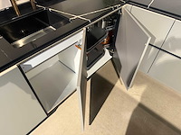 Nobilia - showroomkeuken met bora/siemens apparatuur - afbeelding 5 van  31