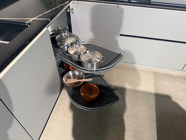 Nobilia - showroomkeuken met bora/siemens apparatuur - afbeelding 6 van  31