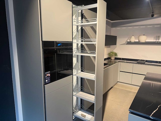 Nobilia - showroomkeuken met bora/siemens apparatuur - afbeelding 8 van  31