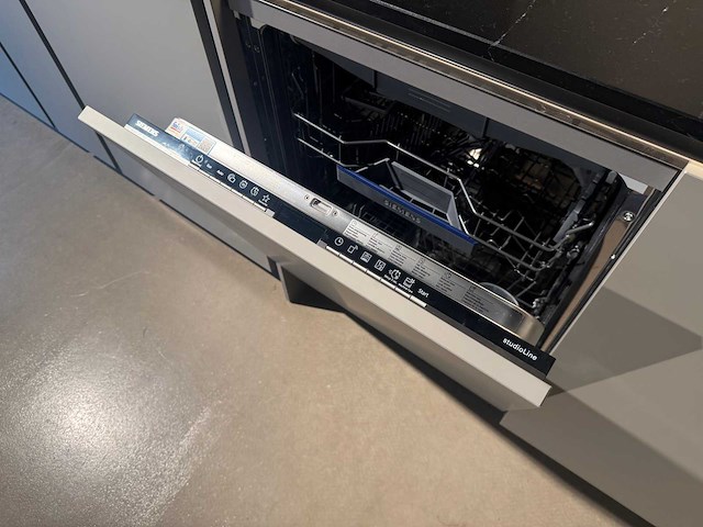 Nobilia - showroomkeuken met bora/siemens apparatuur - afbeelding 19 van  31