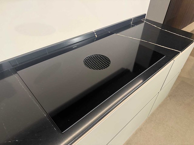 Nobilia - showroomkeuken met bora/siemens apparatuur - afbeelding 22 van  31