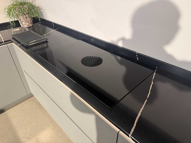 Nobilia - showroomkeuken met bora/siemens apparatuur - afbeelding 24 van  31