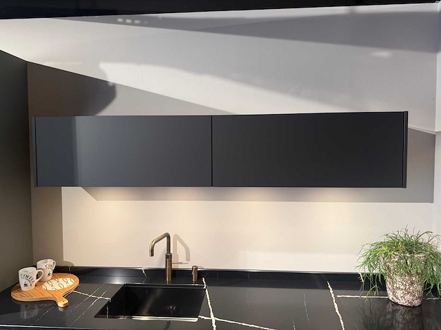 Nobilia - showroomkeuken met bora/siemens apparatuur - afbeelding 30 van  31