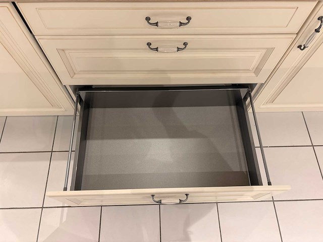 Nobilia - showroomkeuken met faber/m system apparatuur - afbeelding 21 van  36