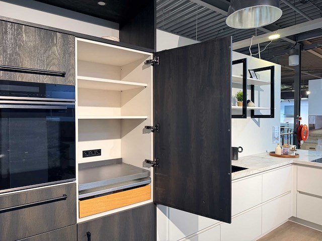 Nobilia - showroomkeuken met frilec apparatuur - afbeelding 13 van  46