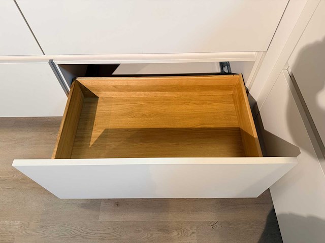 Nobilia - showroomkeuken met frilec apparatuur - afbeelding 27 van  46