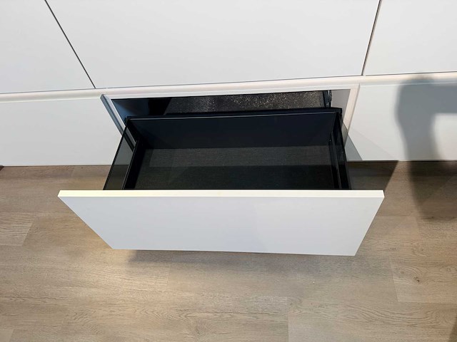 Nobilia - showroomkeuken met frilec apparatuur - afbeelding 18 van  46