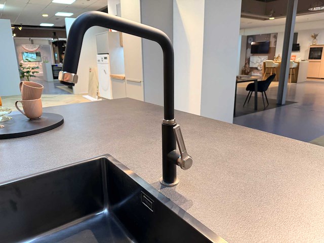 Nobilia - showroomkeuken met junker apparatuur - afbeelding 5 van  41