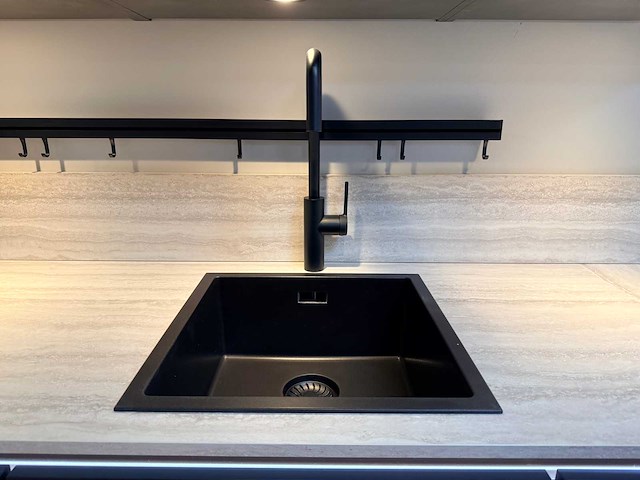 Nobilia - showroomkeuken met neff apparatuur - afbeelding 5 van  39