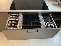 Nobilia - showroomkeuken met pelgrim apparatuur - afbeelding 2 van  20