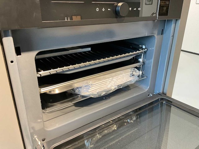Nobilia - showroomkeuken met pelgrim apparatuur - afbeelding 15 van  20
