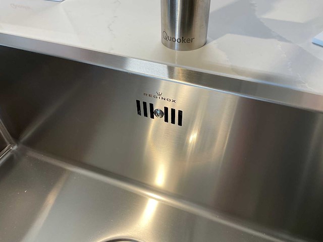 Nobilia - showroomkeuken met pelgrim apparatuur - afbeelding 18 van  20