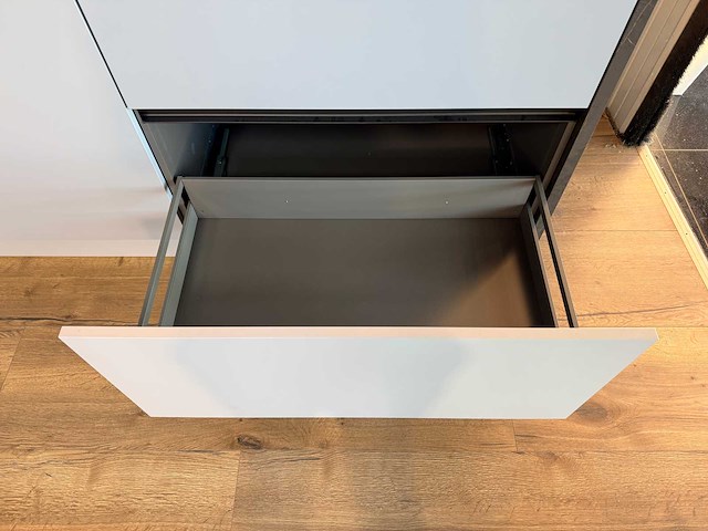 Nobilia - showroomkeuken met siemens studioline apparatuur - afbeelding 17 van  32