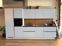 Nobilia - showroomkeuken met siemens studioline apparatuur - afbeelding 12 van  32