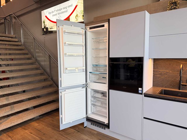 Nobilia - showroomkeuken met siemens studioline apparatuur - afbeelding 30 van  32