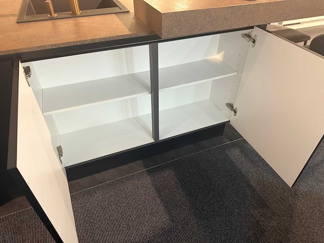 Nobilia - showroomkeuken - afbeelding 21 van  25