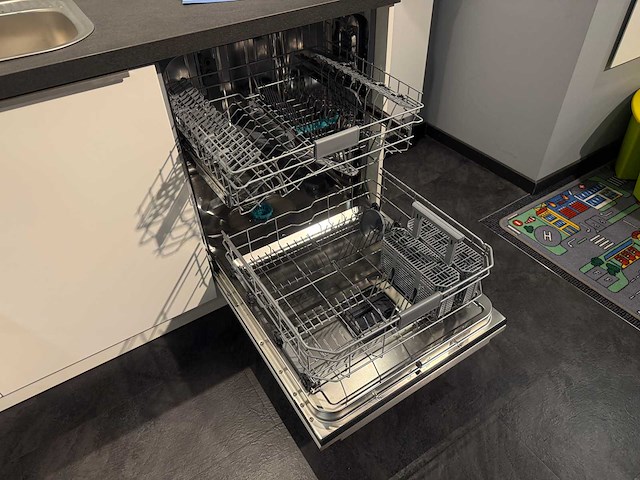 Nobilia - showroomkeuken - afbeelding 18 van  26