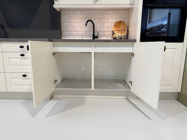 Nobilia - showroomkeuken - afbeelding 19 van  44