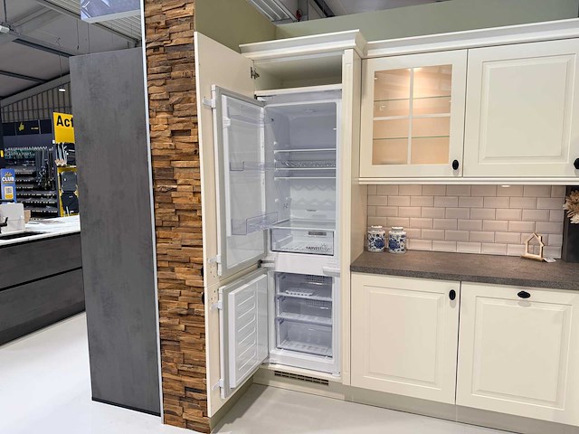 Nobilia - showroomkeuken - afbeelding 23 van  44