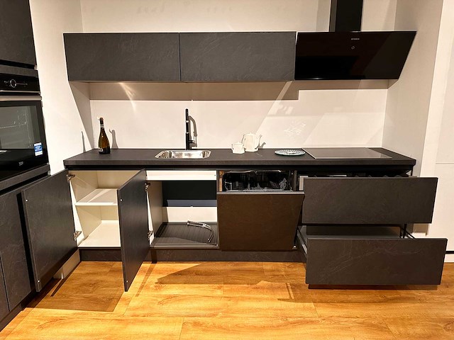 Nobilia - stoneart decor leisteen grijs - keukenopstelling - afbeelding 3 van  19