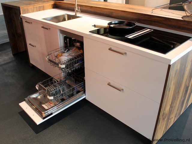 Nobilia 11 eilandkeuken met apparatenwand senso - afbeelding 5 van  32