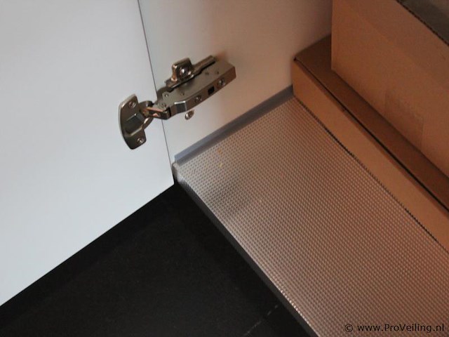 Nobilia 11 eilandkeuken met apparatenwand senso - afbeelding 8 van  32