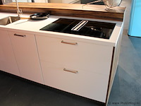 Nobilia 11 eilandkeuken met apparatenwand senso - afbeelding 31 van  32
