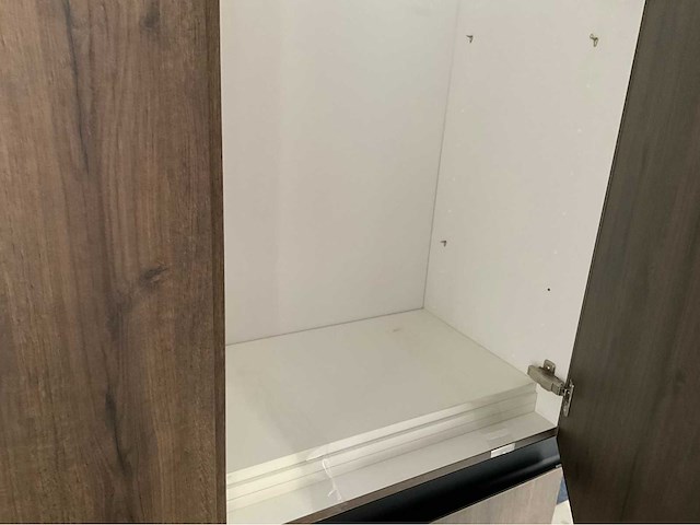 Nobilia alba eikenstructuur keuken greeploze wandopstelling 180cm - afbeelding 2 van  11