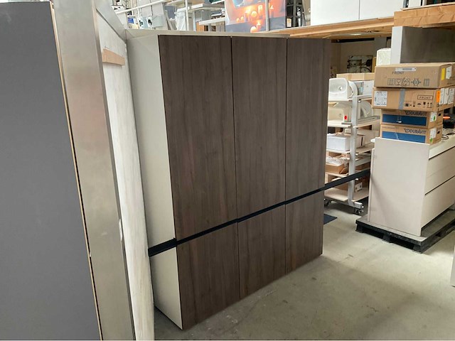Nobilia alba eikenstructuur keuken greeploze wandopstelling 180cm - afbeelding 3 van  11