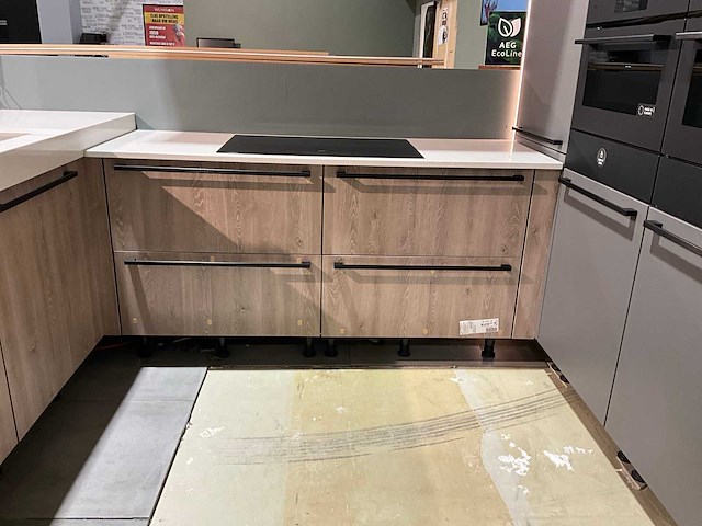 Nobilia cortona keukeneiland met achterwand - afbeelding 64 van  65