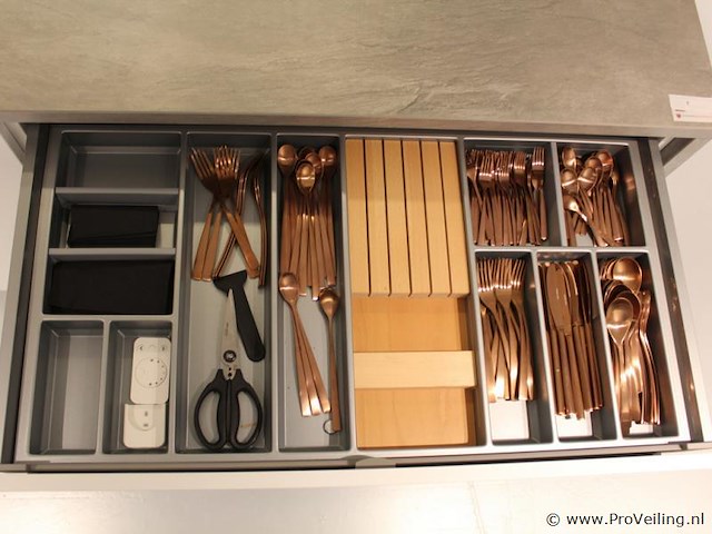 Nobilia eilandkeuken met apparatenwand touch - afbeelding 6 van  43