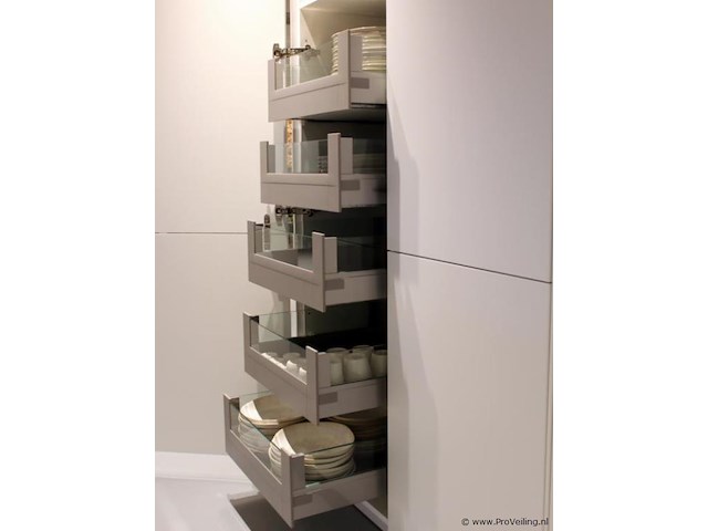 Nobilia eilandkeuken met apparatenwand touch - afbeelding 10 van  43