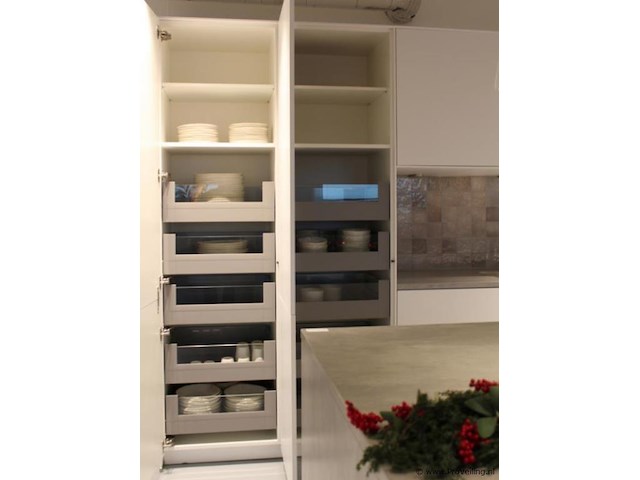 Nobilia eilandkeuken met apparatenwand touch - afbeelding 14 van  43