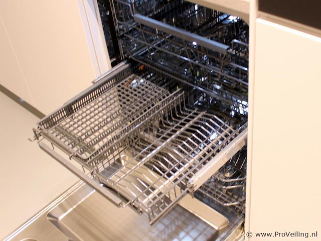 Nobilia eilandkeuken met apparatenwand touch - afbeelding 24 van  43