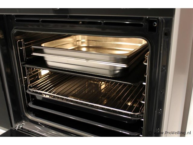 Nobilia eilandkeuken met apparatenwand touch - afbeelding 31 van  43