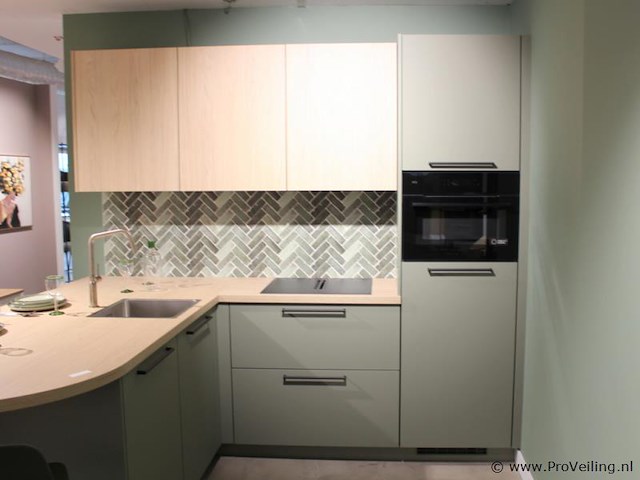 Nobilia eilandkeuken met hoek - afbeelding 6 van  33