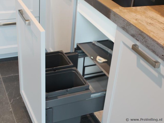 Nobilia hoekkeuken cascada - afbeelding 9 van  40