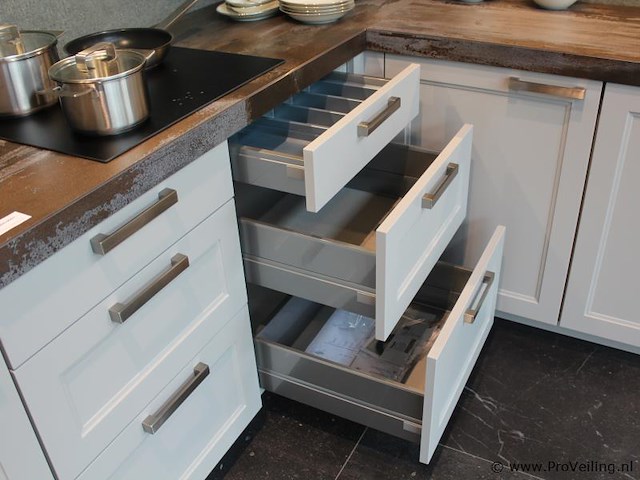 Nobilia hoekkeuken cascada - afbeelding 40 van  40