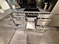 Nobilia inox - hoekkeuken - afbeelding 10 van  11