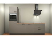 Nobilia laser taupe grijs keukenopstelling - afbeelding 11 van  19