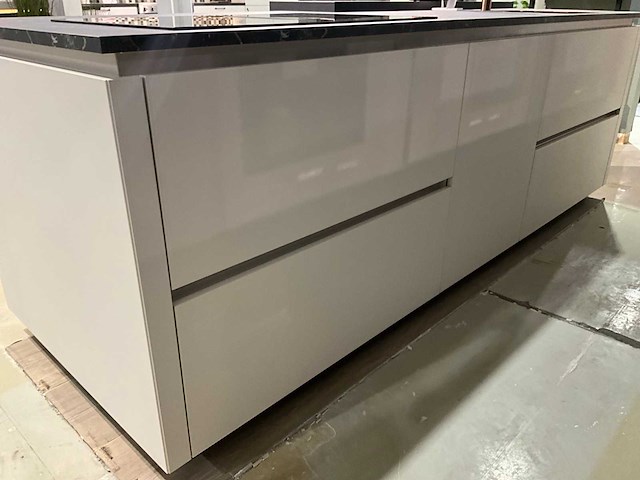 Nobilia oberon keukeneiland met achterwand - afbeelding 12 van  51