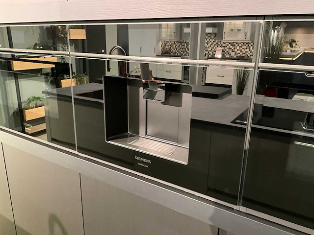 Nobilia oberon keukeneiland met achterwand - afbeelding 26 van  51