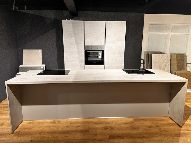 Nobilia riva decor beton grijs eiland keuken - afbeelding 1 van  18