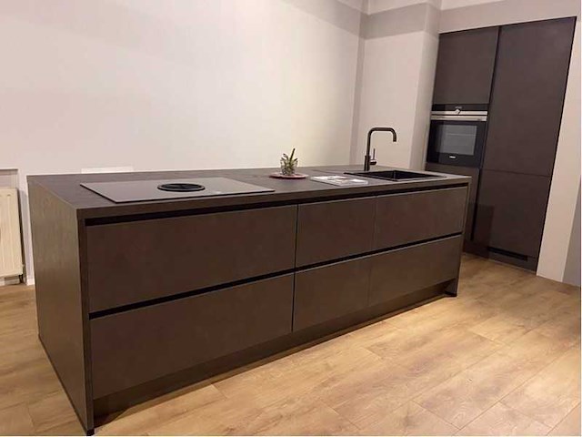 Nobilia riva decor beton terra grijs - afbeelding 1 van  12