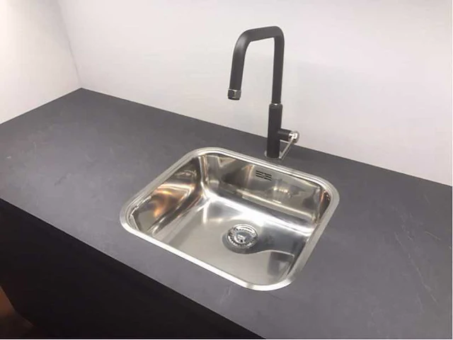 Nobilia stoneart decor leisteen grijs rechte keuken - afbeelding 5 van  19