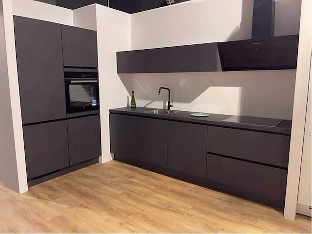 Nobilia stoneart decor leisteen grijs rechte keuken - afbeelding 17 van  19
